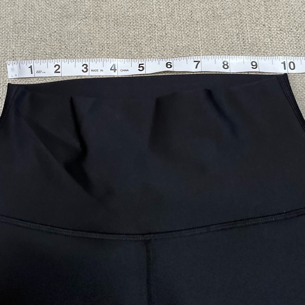 Alo Yoga Women's High-Waist Airlift Leggings - Black / Size S - Picture 15 of 15